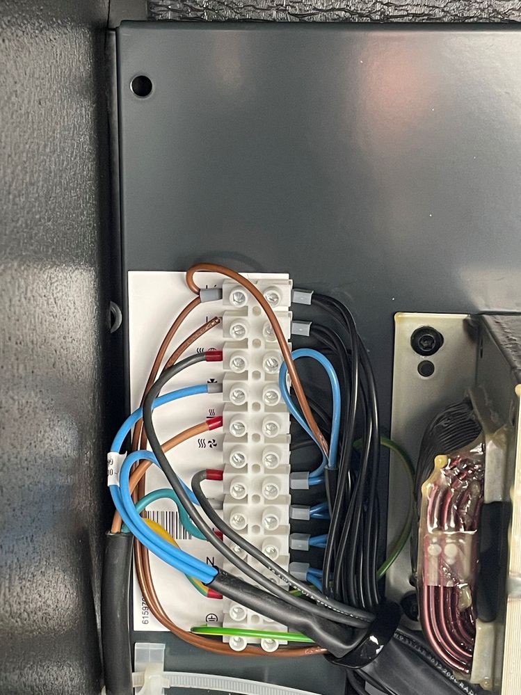 Anschluss Begleitheizung.jpg