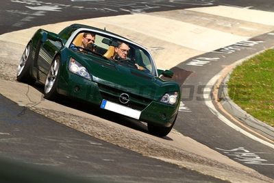 SpeedsterAufMRing_noPlate.jpg